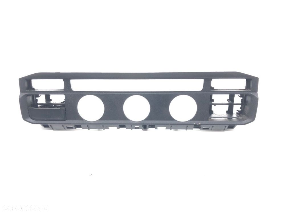 RAMKA PANELU KLIMATYZACJI  MAN TGE Autobus 2017 - 2022 2.0 TDI 130 kW [177 KM] olej napędowy 2017 - - 1