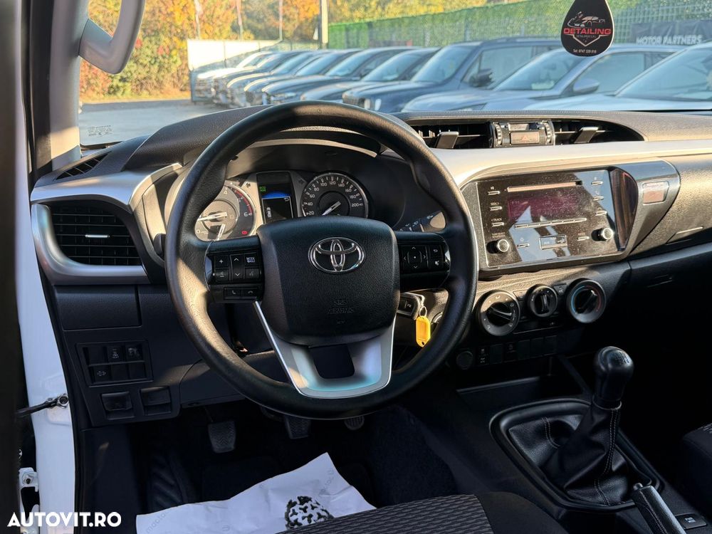 Toyota Hilux 2021 photo 4