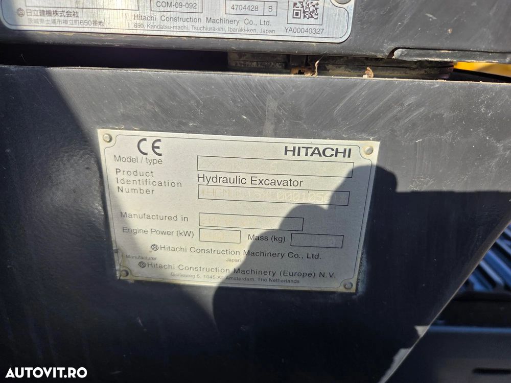Hitachi ZX250LC-6, 2020, 4.294h, 28t, cupa NOUA 1,55mc, lant 95% bun doar 136h mars, Consum mediu 11l/h, 3 pompe hidr HITACHI, produs in JAPOANIA, inst picon pe brate, camera spate si laterale, Ad sapare 7,5m, posibil leasing, CA NOU-PROMOTIE 106.900 Eur - 32