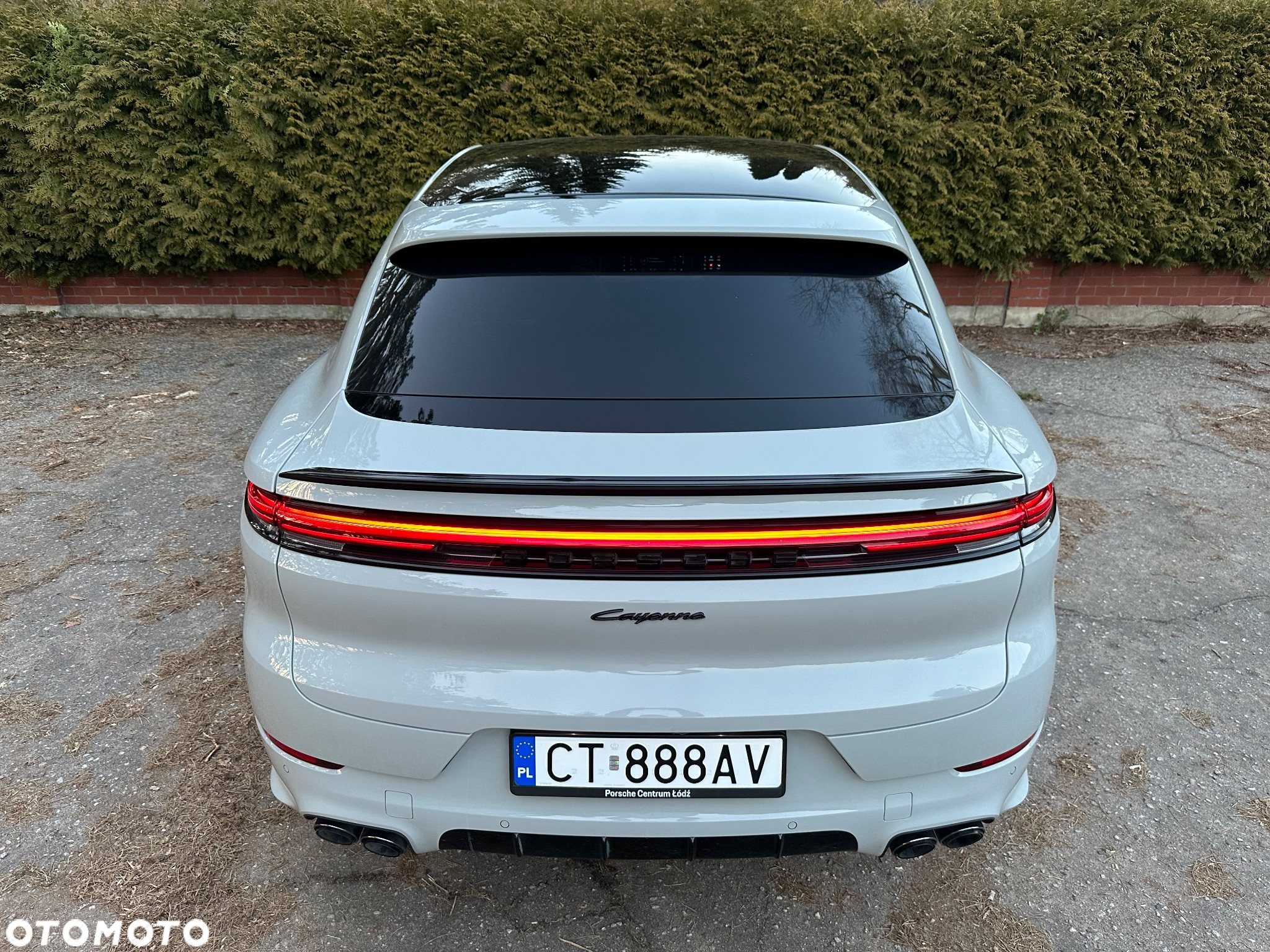 Porsche Cayenne Coupe - 12