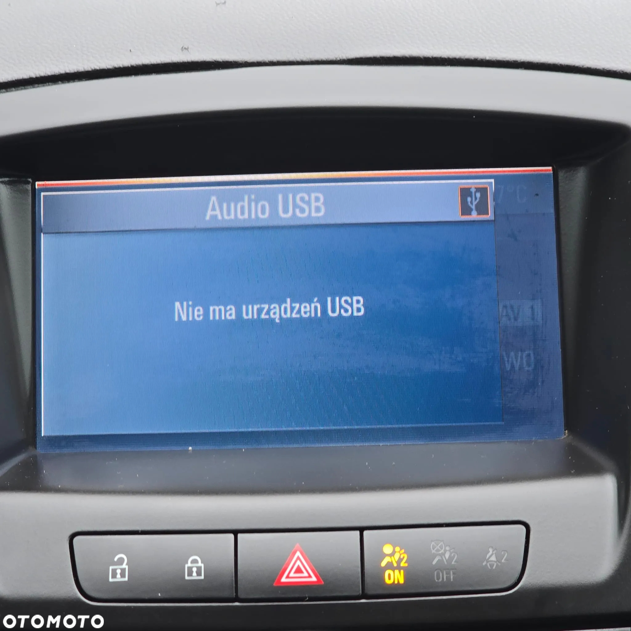 Opel Insignia 2.0 CDTI Cosmo S&S - 34