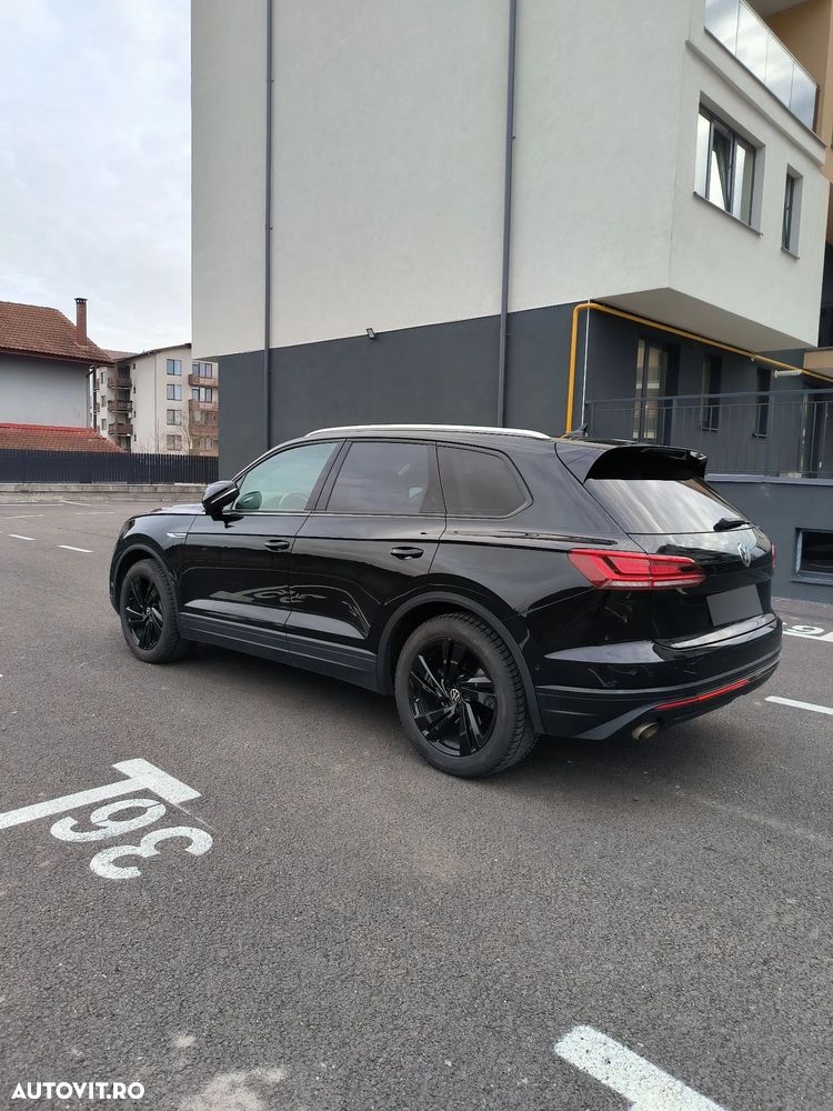 Volkswagen Touareg - 18