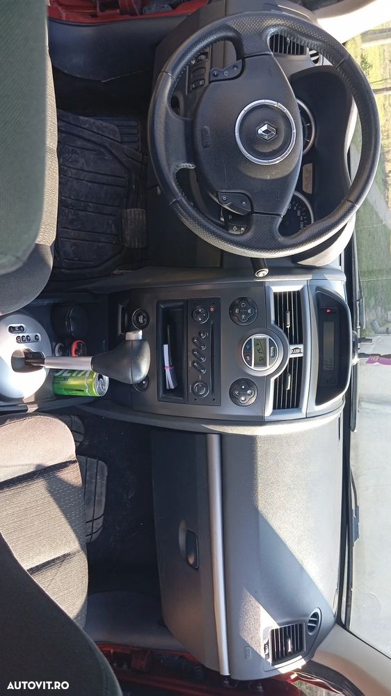 Renault Megane II 1.6 Privilege Aut - 6