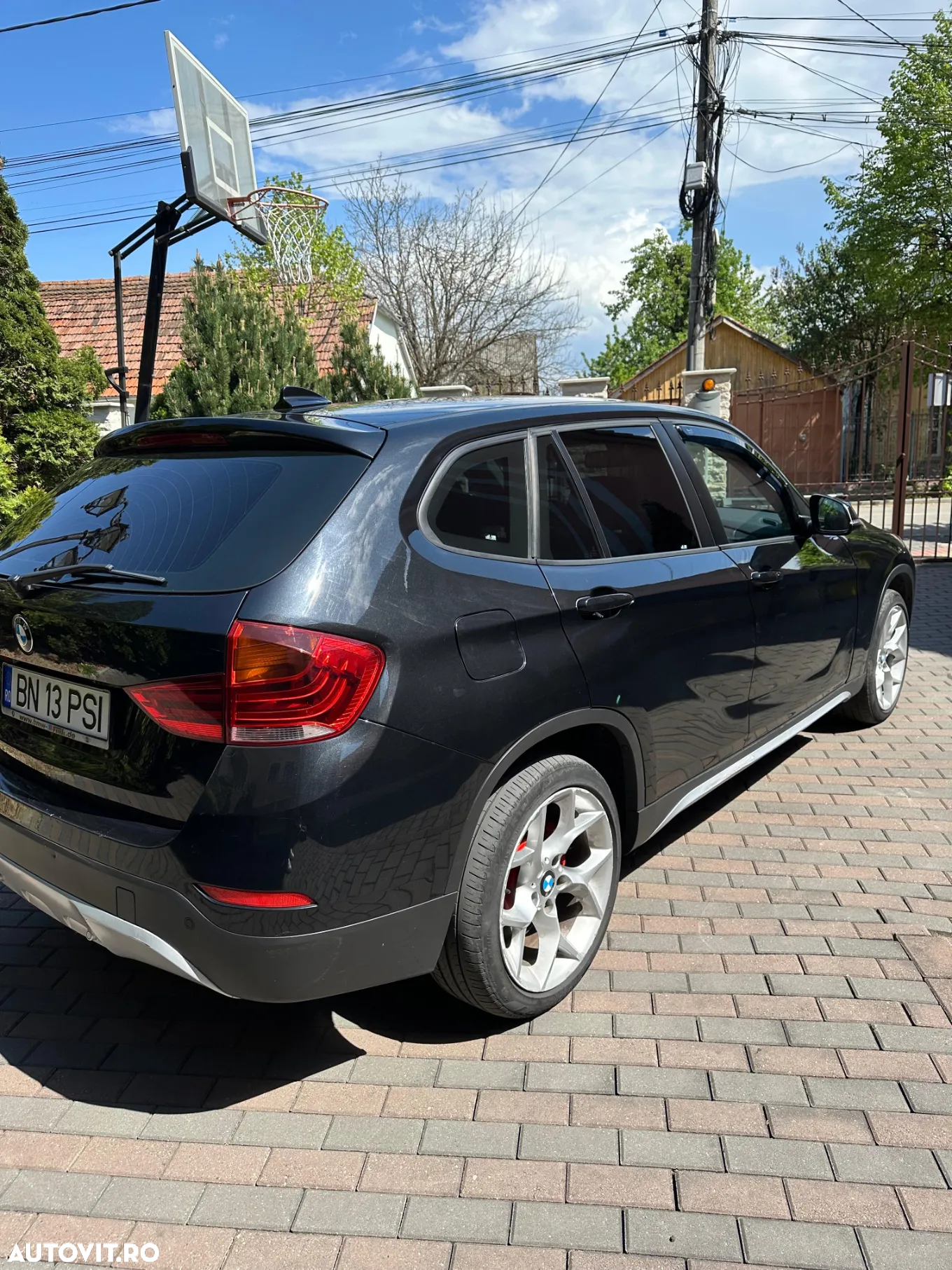 BMW X1 xDrive20d Aut. Sport Line - 2