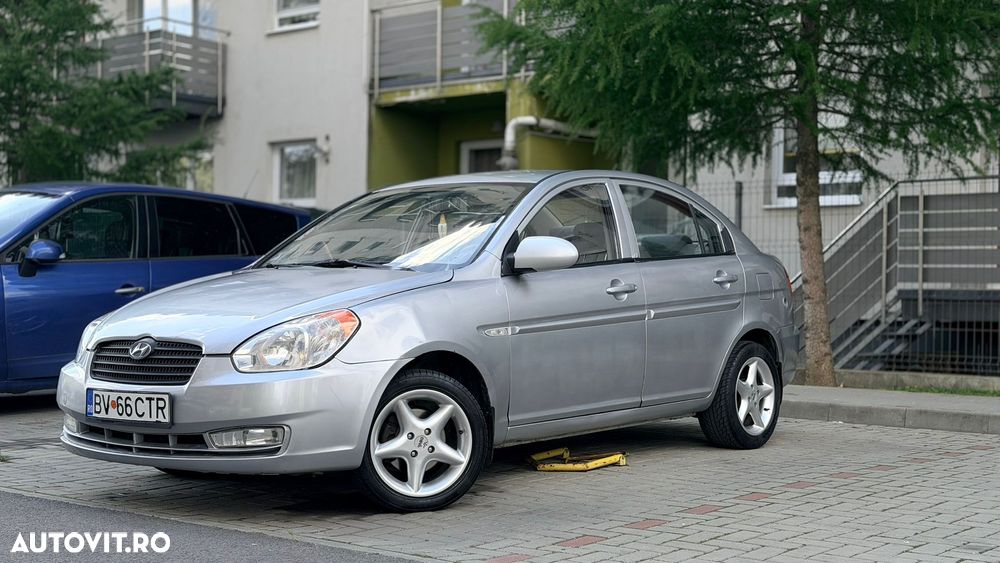Hyundai Accent MC 1.4 DOHC GL - 2