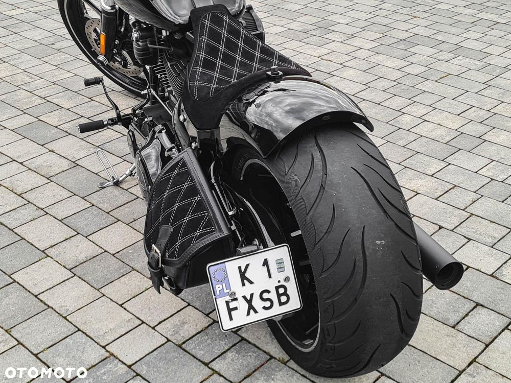 Harley-Davidson FXSB Breakout - 5