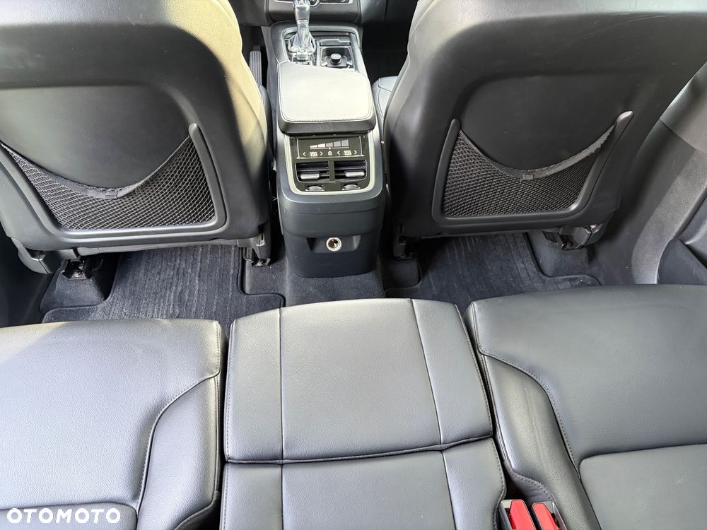 Volvo XC 90 T5 AWD Momentum 7os - 15