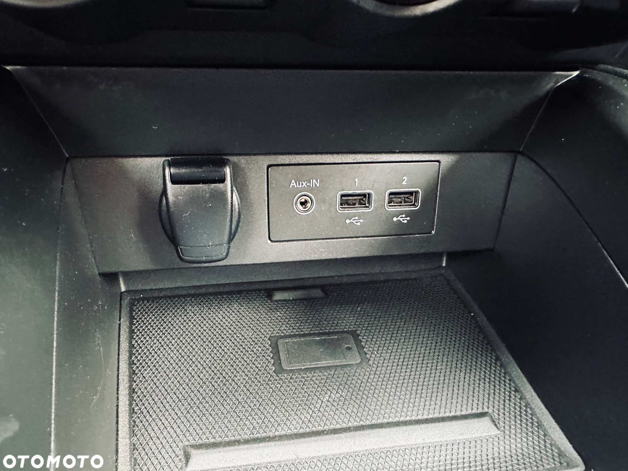 Renault Clio - 24