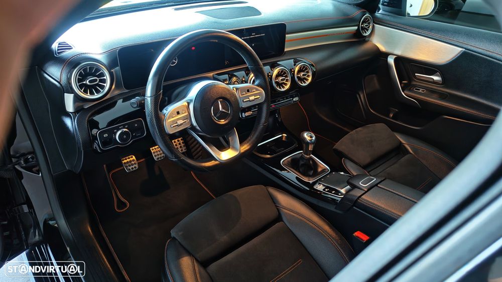 Mercedes-Benz CLA 180 d Shooting Brake AMG Line - 12