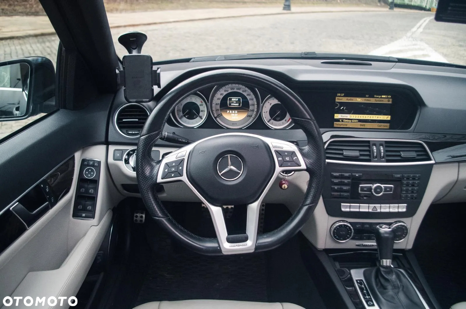 Mercedes-Benz Klasa C 250 (BlueTEC) d 4Matic T 7G-TRONIC AMG Line - 12
