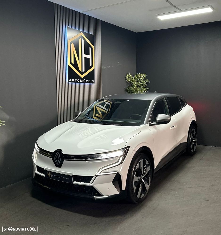 Renault Mégane E-Tech - 1