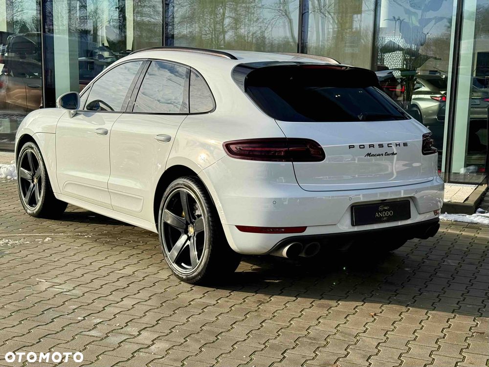 Porsche Macan - 12