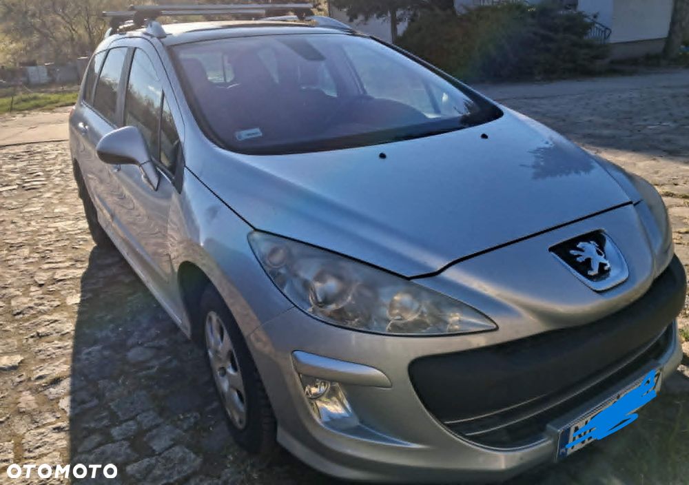 Peugeot 308 - 1