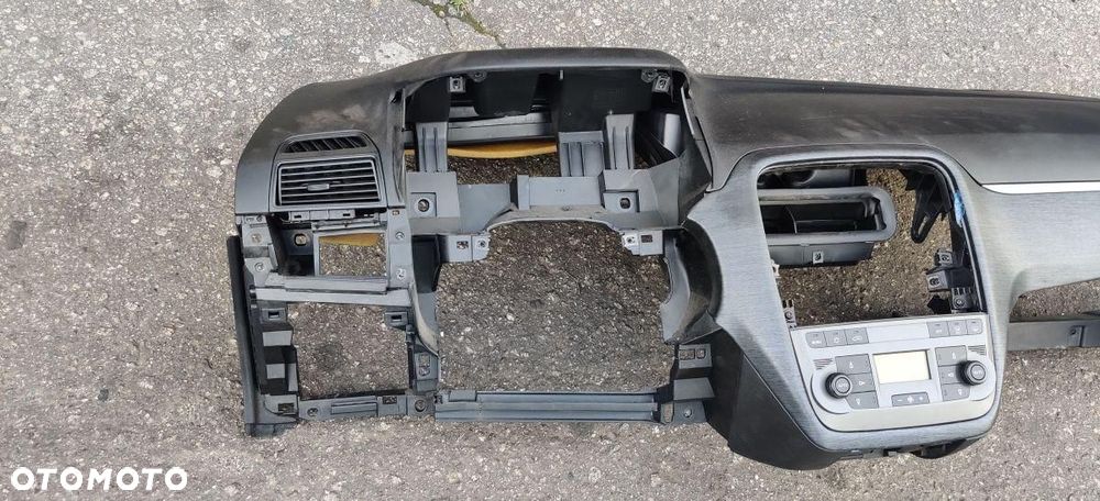 DESKA ROZDZIELCZA KONSOLA FIAT GRANDE PUNTO - 4