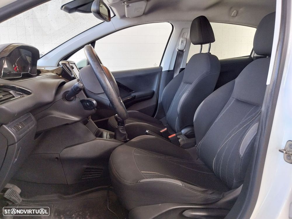 Peugeot 208 1.2 VTi Access - 9