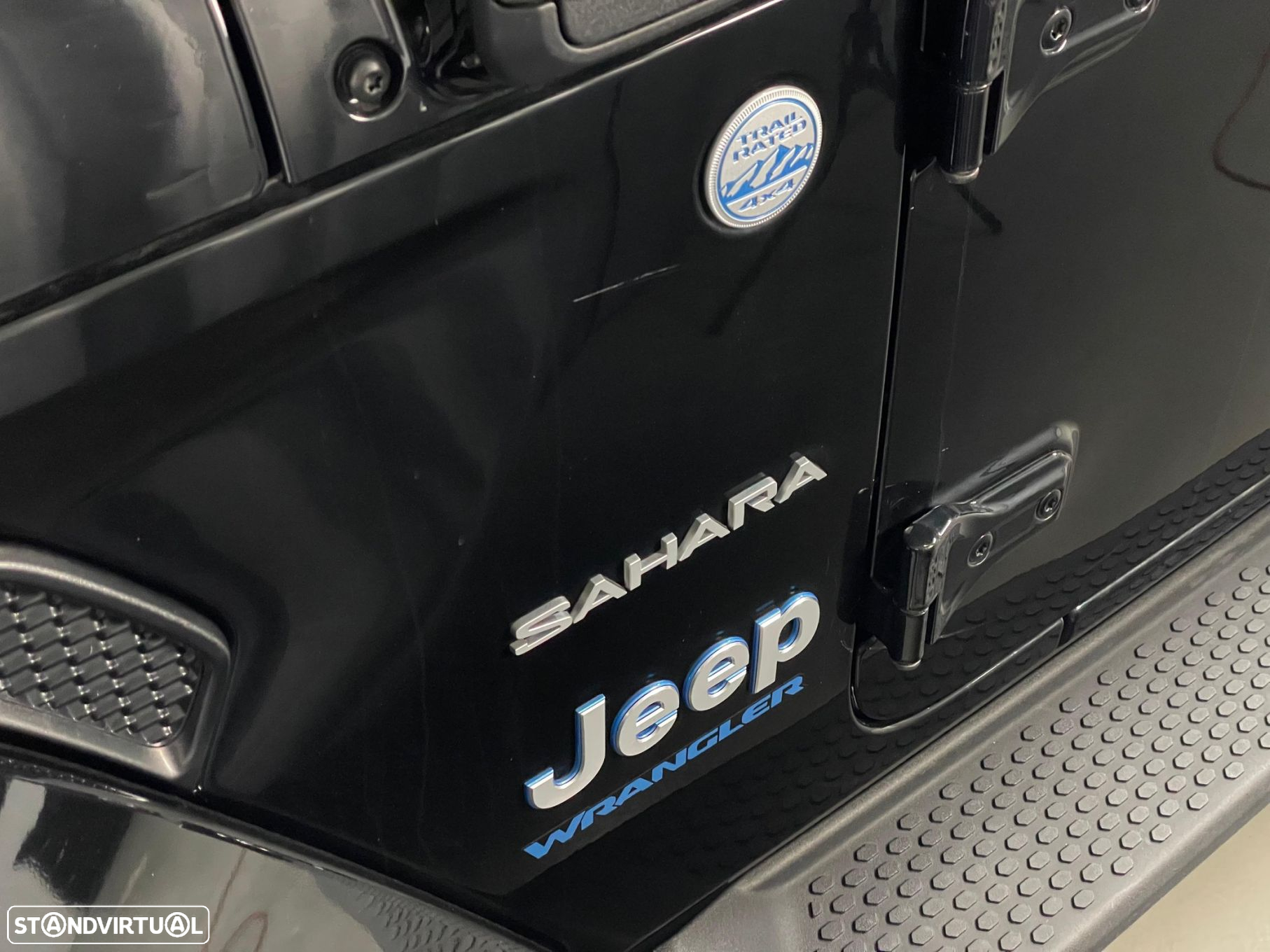 Jeep Wrangler - 28