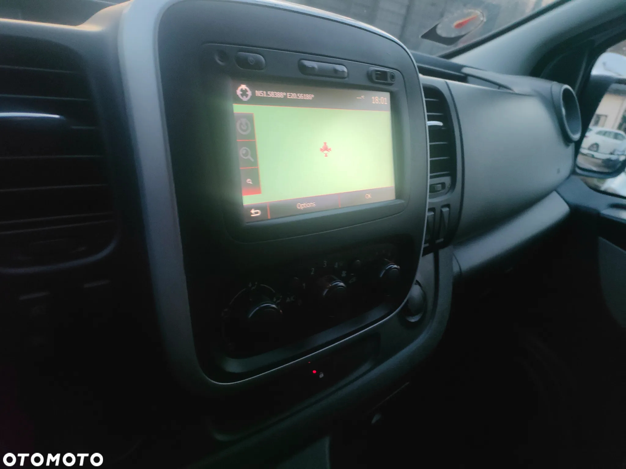 Renault TRAFIC 2017r 1,6 DCI 120 KM L1H1 EURO6 KLIMA - 10