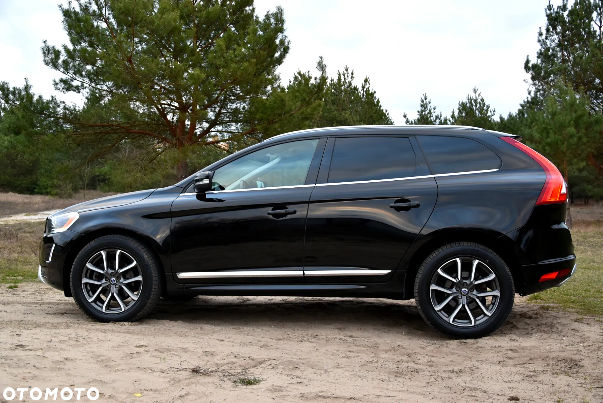 Volvo XC 60 T5 AWD Summum - 4