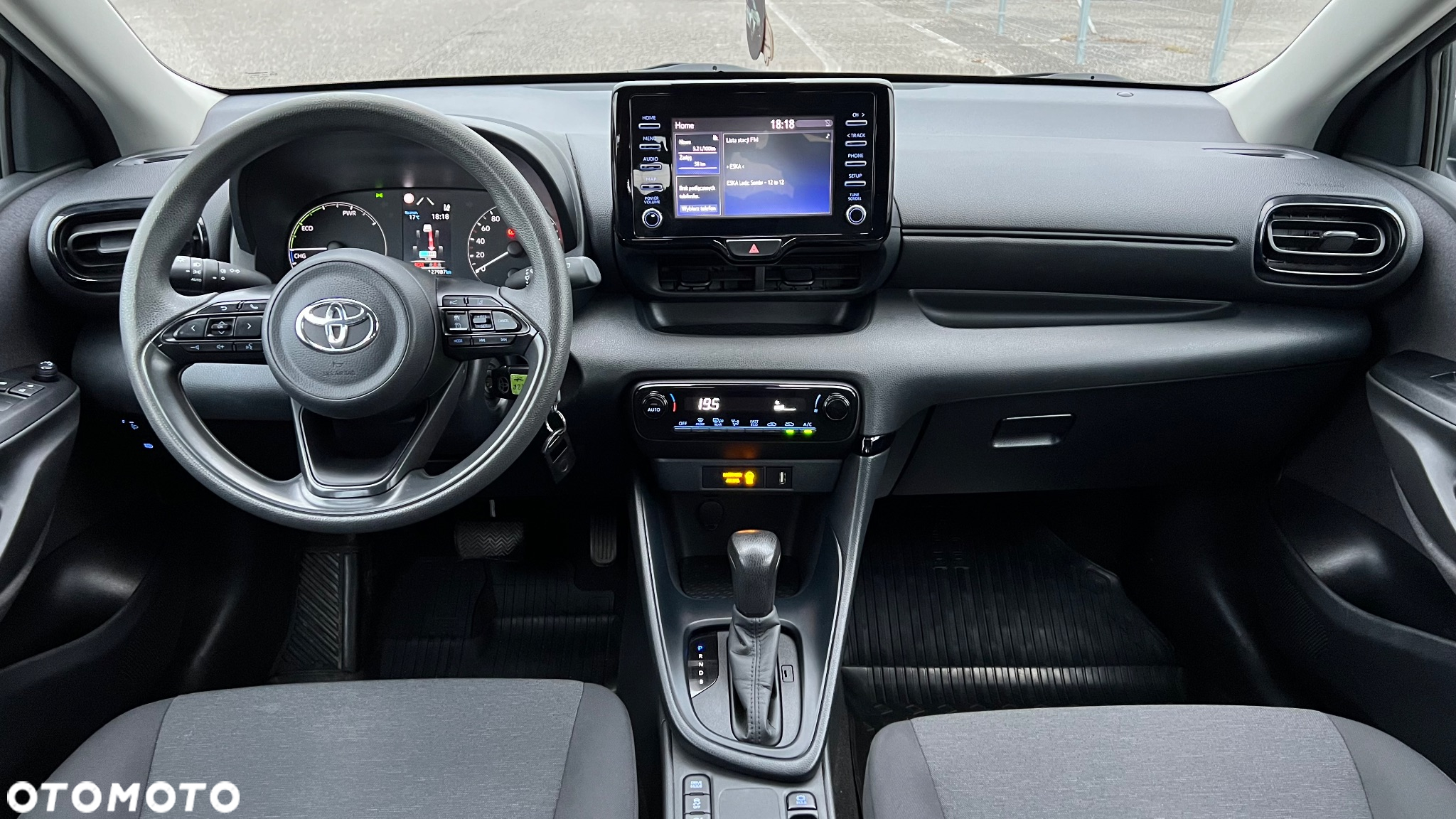 Toyota Yaris Hybrid 1.5 Active - 6