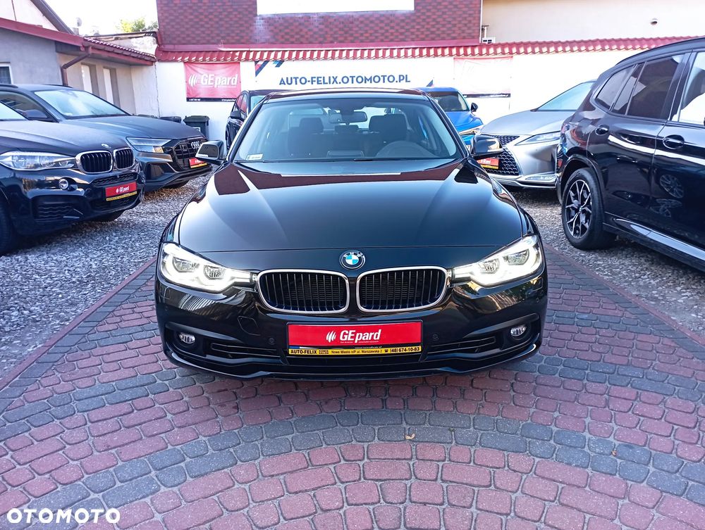 BMW Seria 3 318i - 2