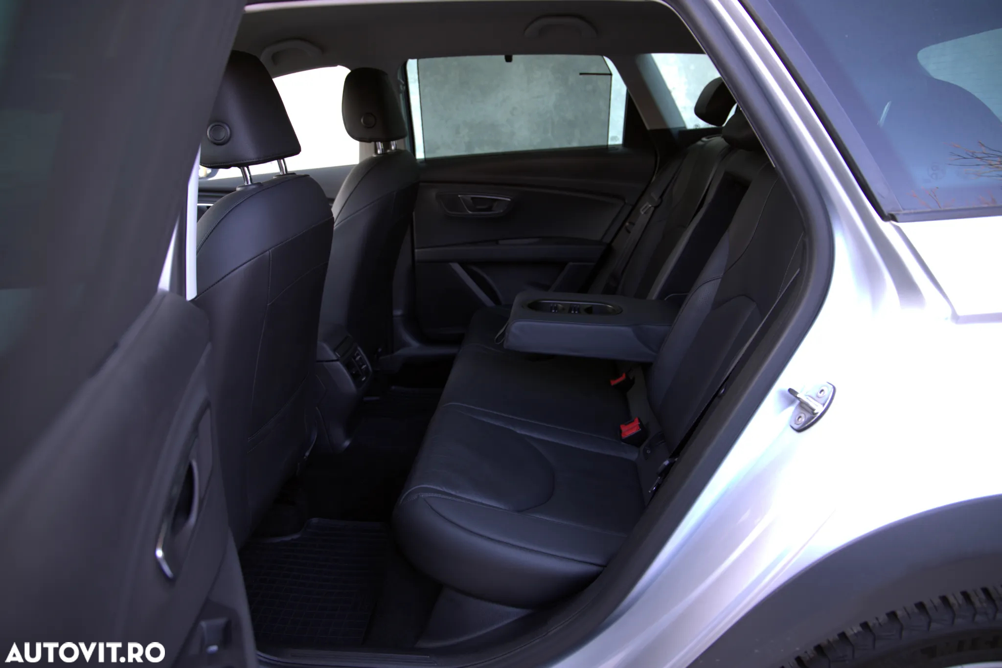 Seat Leon ST 1.6 TDI Start&Stop X-Perience - 10