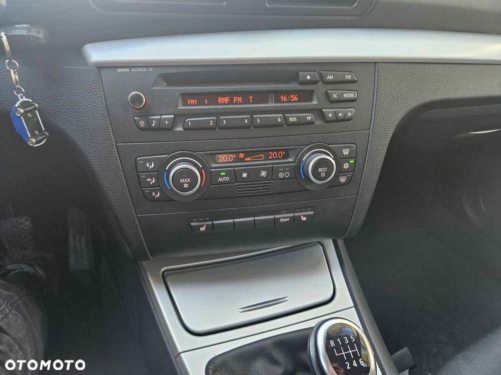 BMW Seria 1 118i - 16