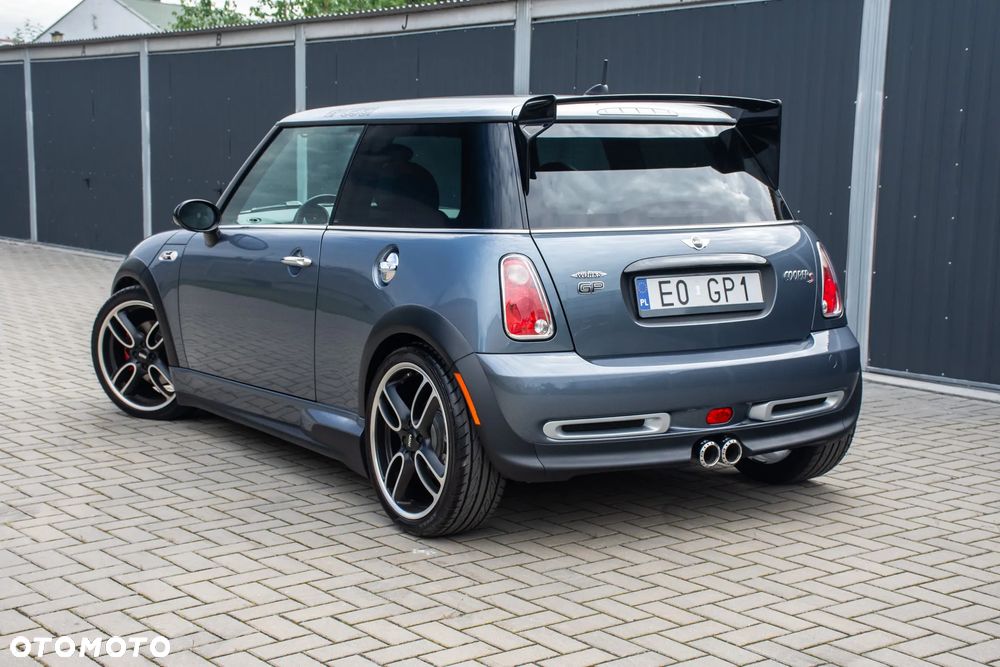 MINI John Cooper Works - 4