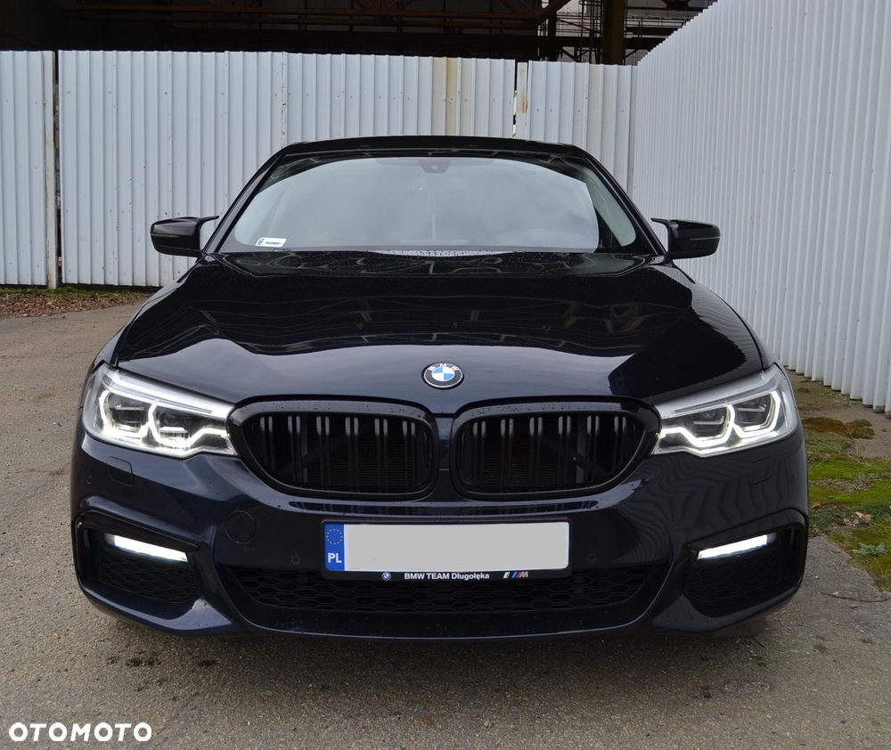BMW Seria 5 520i Sport Line - 1