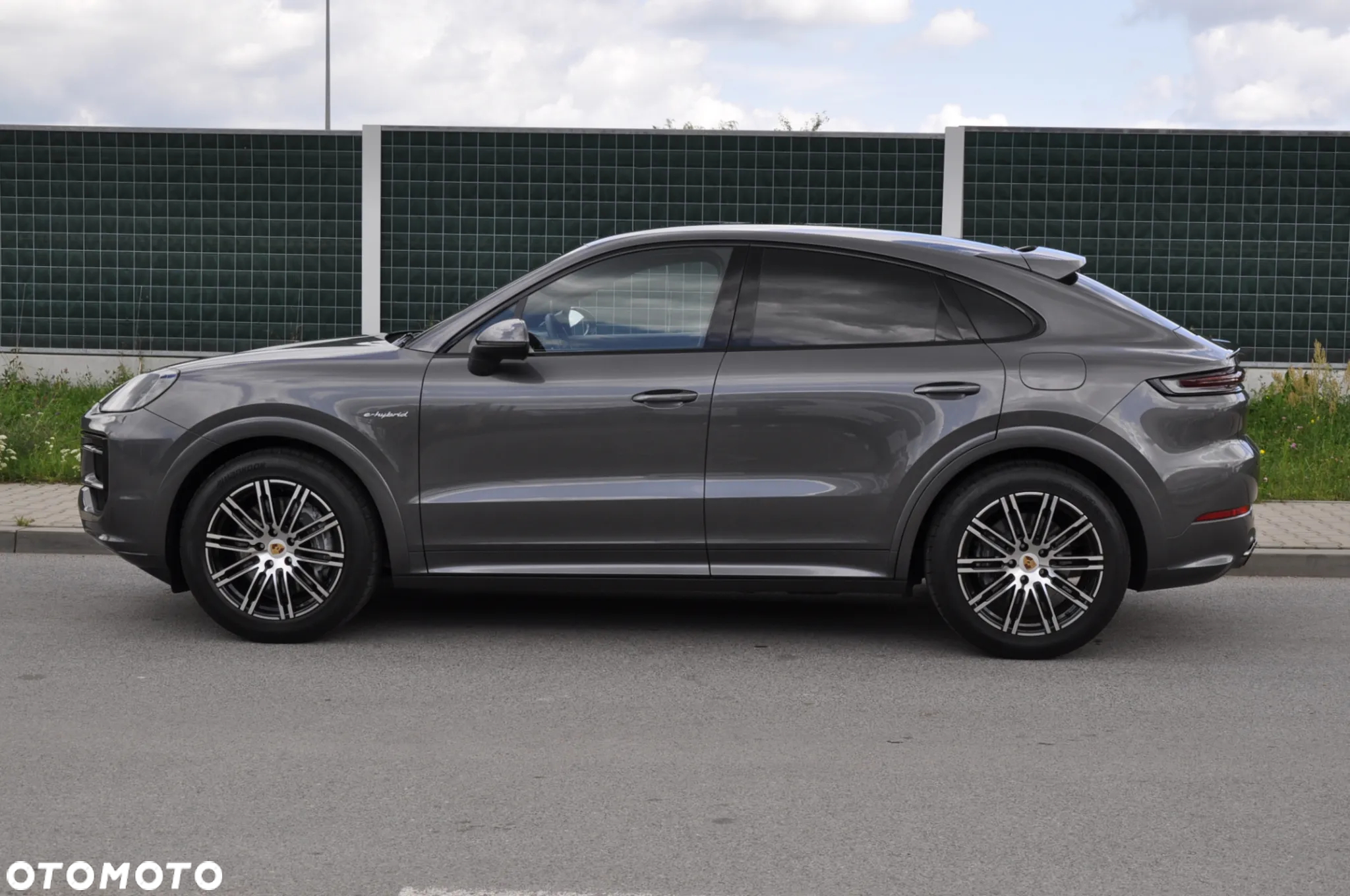 Porsche Cayenne - 11