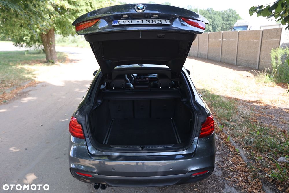 BMW Seria 3 328i xDrive Sport Line - 13