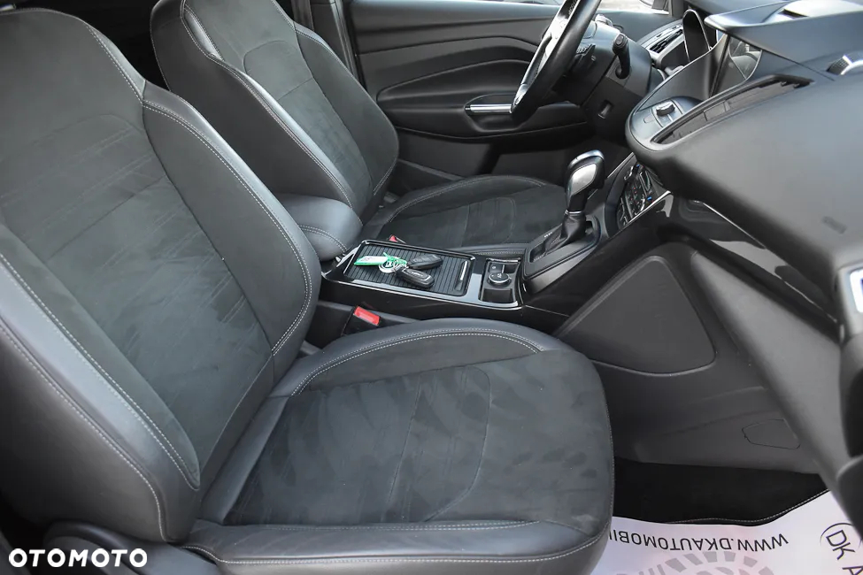 Ford Kuga 1.5 EcoBlue FWD ST-Line X - 25