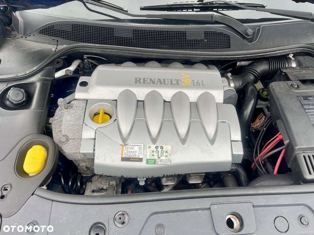 Renault Megane 1.6 RXE 16V - 34