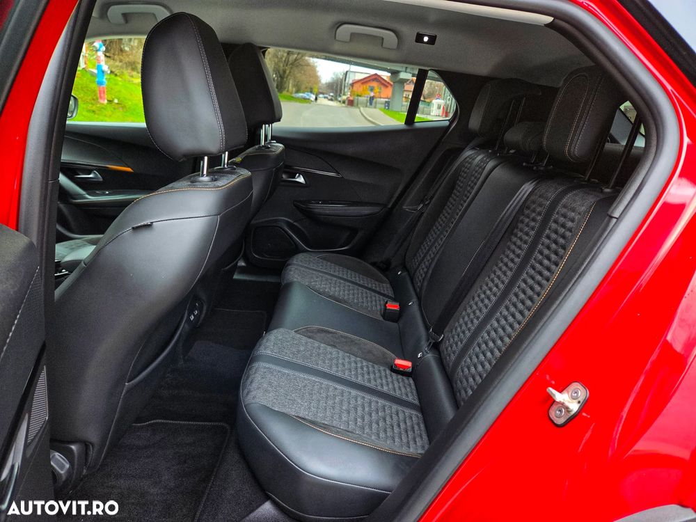 Peugeot 2008 1.5 BlueHDI 130 S&S EAT8 GT - 19