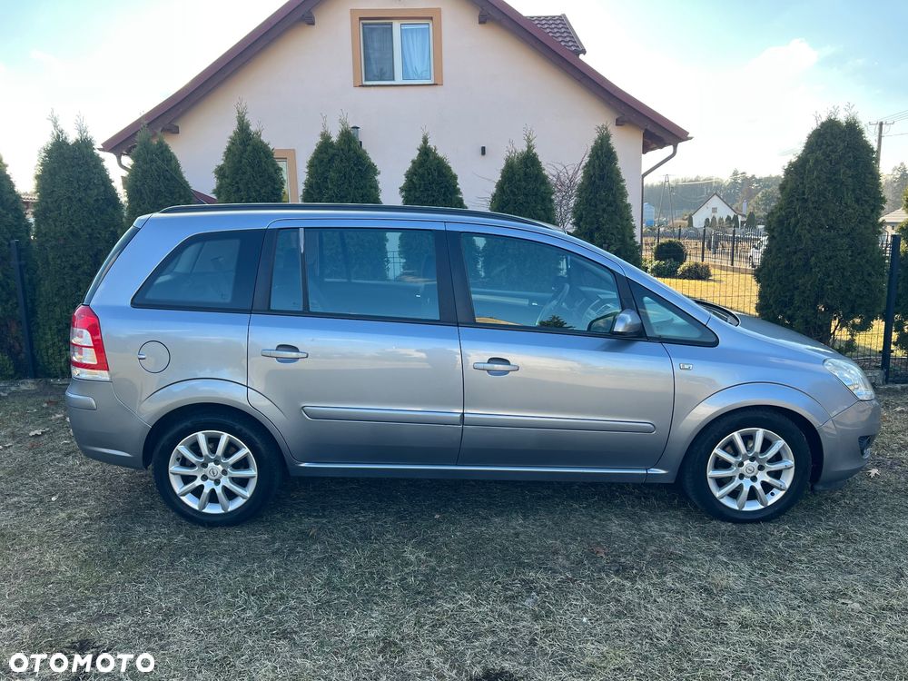 Opel Zafira 1.6 ecoFLEX Family - 9