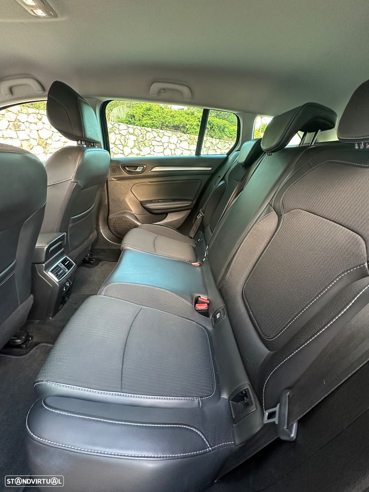 Renault Mégane Sport Tourer 1.5 Blue dCi Intens - 10