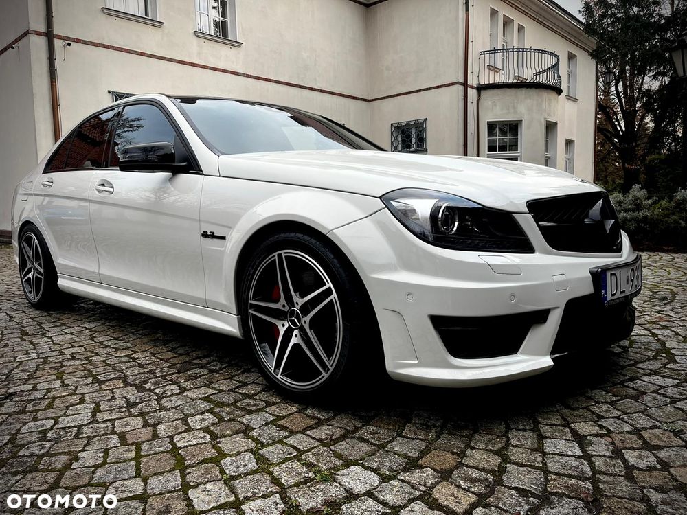Mercedes-Benz Klasa C 63 AMG 7G-TRONIC SPORT EDITION - 10