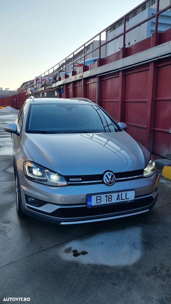 Volkswagen Golf 2.0 TDI DSG 4Motion - 2
