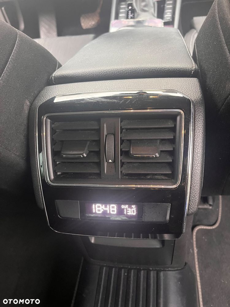 Skoda Superb 2.0 TDI Active DSG7 - 14