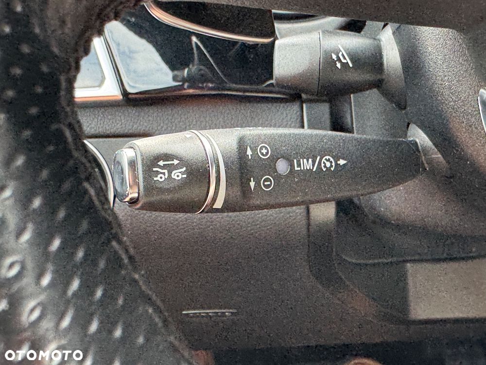 Mercedes-Benz GLS - 14