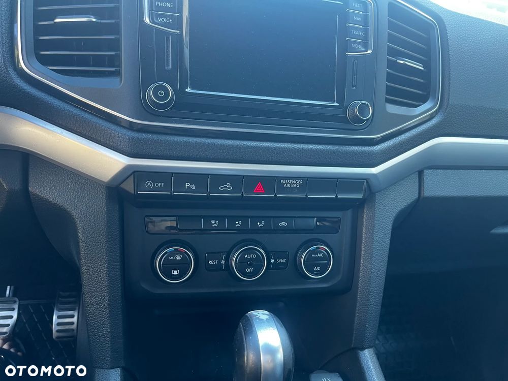 Volkswagen Amarok 3.0 V6 TDi 4MOTION Highline - 22