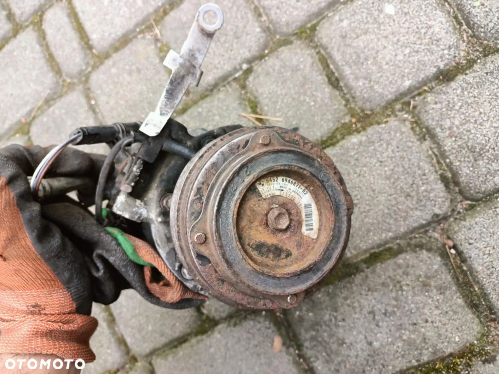 Kompresor klimatyzacji sprężarka BMW E60 E61 E90 535d 530d 535d 335d 6946871 - 4
