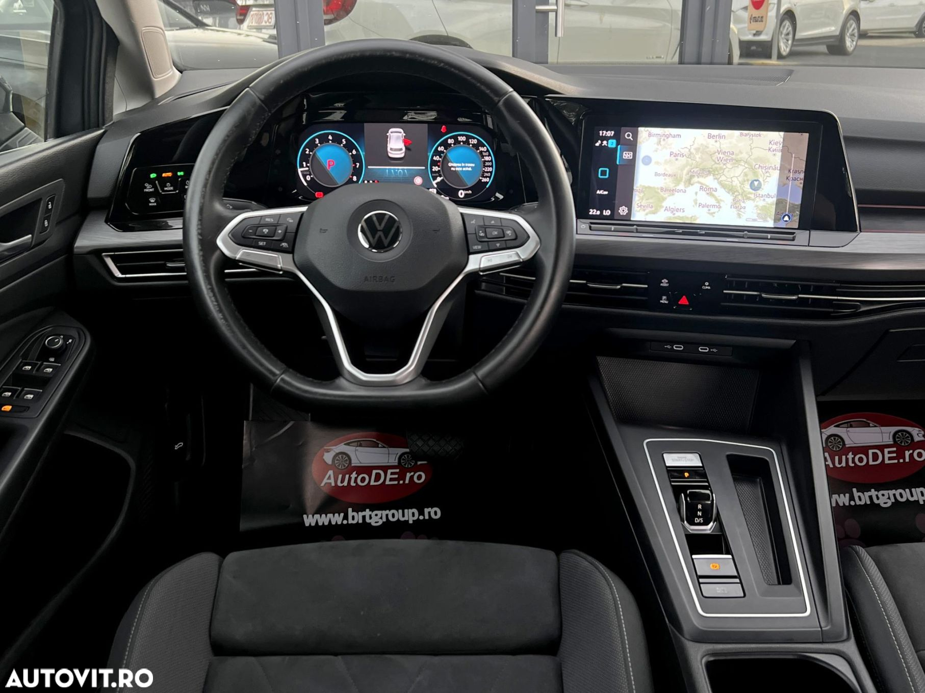 Volkswagen Golf - 9