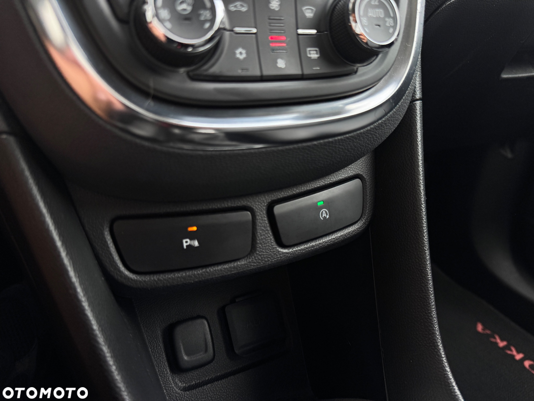 Opel Mokka 1.4 T Cosmo S&S - 17