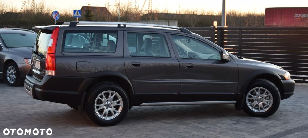 Volvo XC 70 D5 AWD Summum - 17