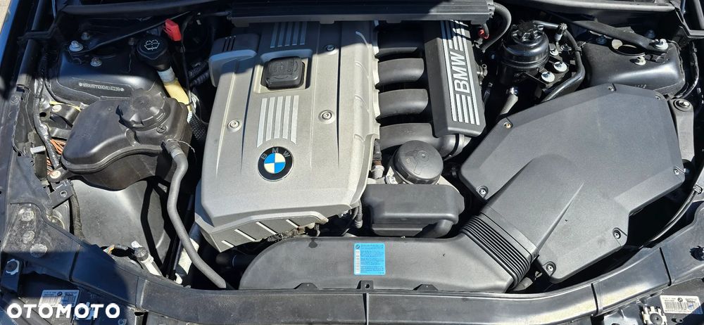 BMW Seria 3 - 22