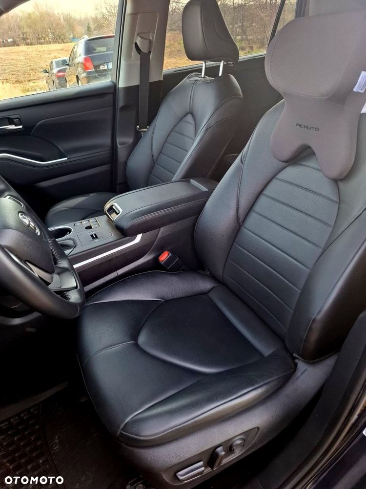 Toyota Highlander - 11