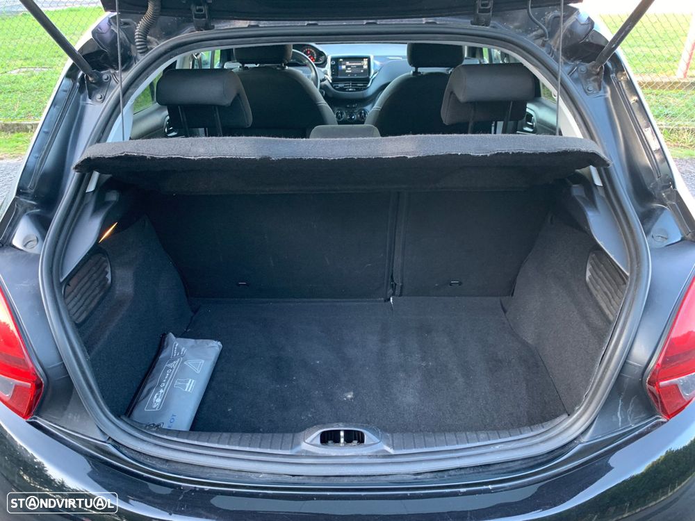 Peugeot 208 1.2 PureTech Allure - 40