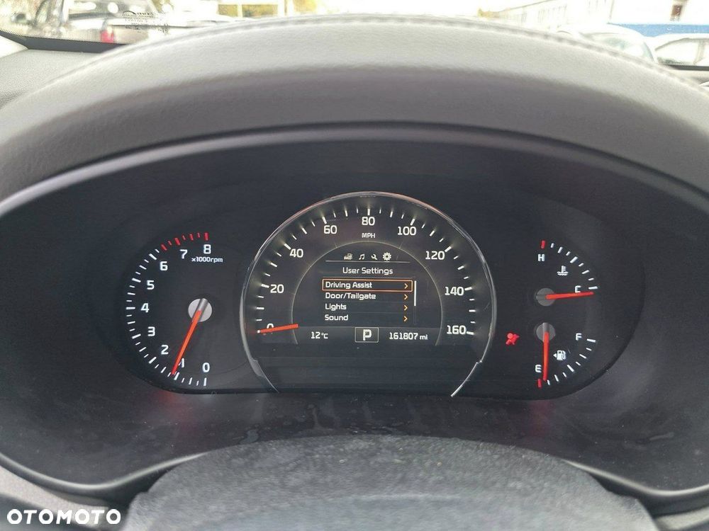 Kia Sorento - 11