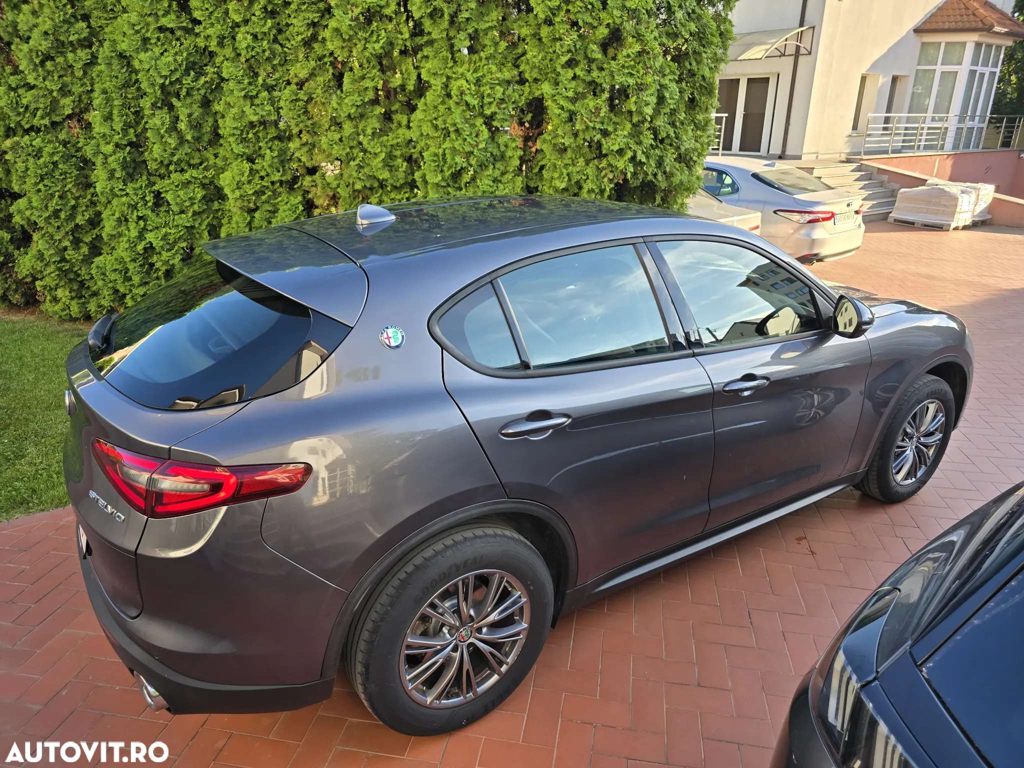 Alfa Romeo Stelvio 2.0 Turbo 16V AT8-Q4 Sprint - 6