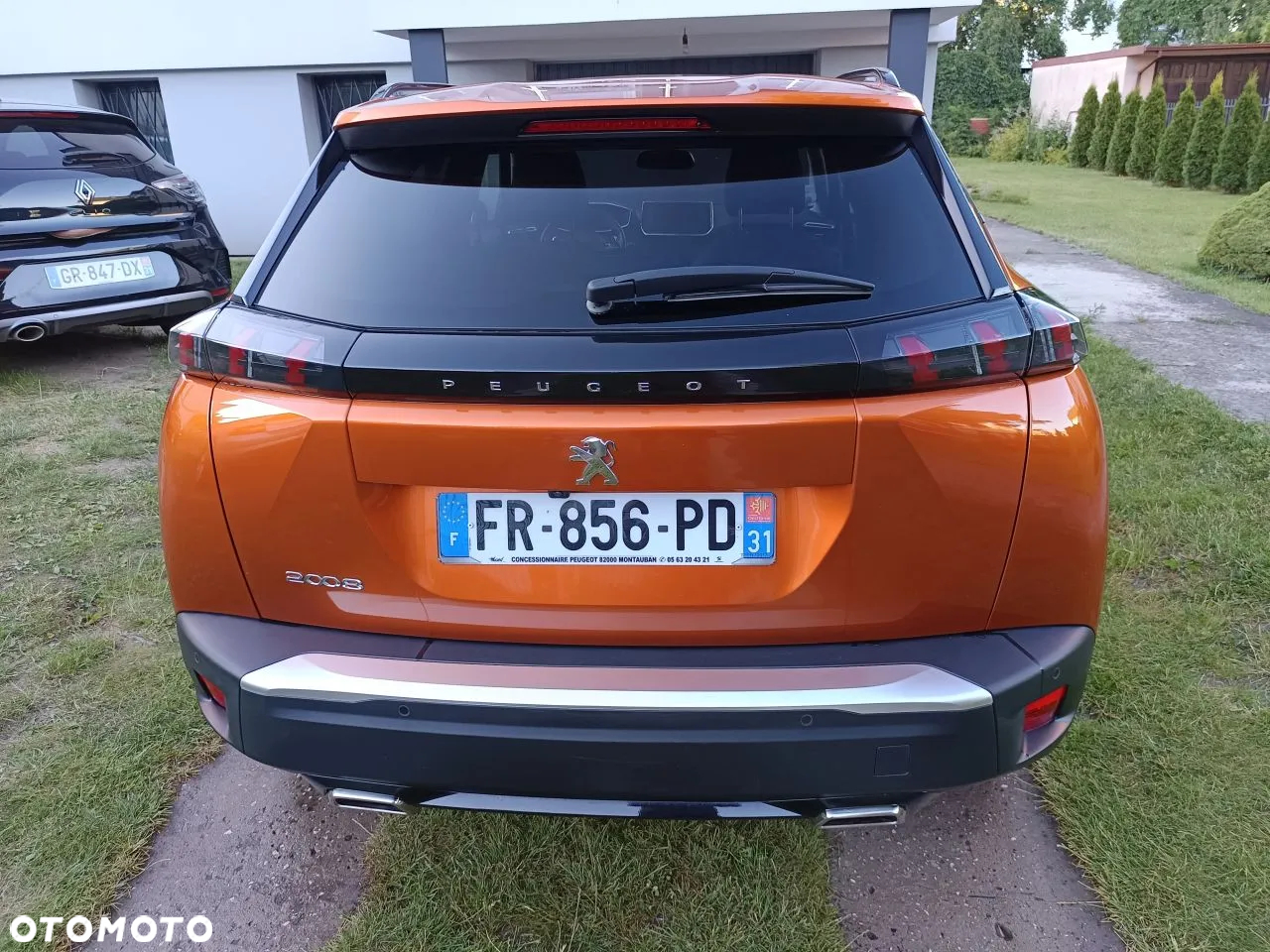 Peugeot 2008 PureTech 130 EAT8 Allure - 5